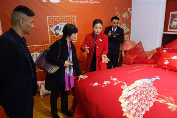 ׷����������Ҽ����Єӡ����Ї��Ҽ��f(xi��)���������{(di��o)�У��ϣ�