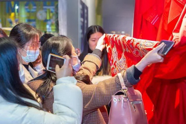 �M�F(tu��n)���ഺ���Ҽ�չ����Ҽ�ӡ�(li��n)�˄�(chu��ng)�¼Ҽ��a(ch��n)�I(y��)�����B(t��i)